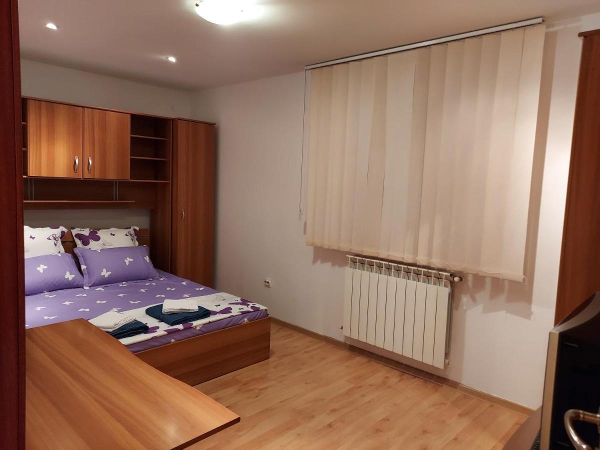Bya Appartement Iasi Buitenkant foto