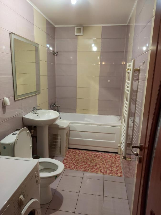 Bya Appartement Iasi Buitenkant foto