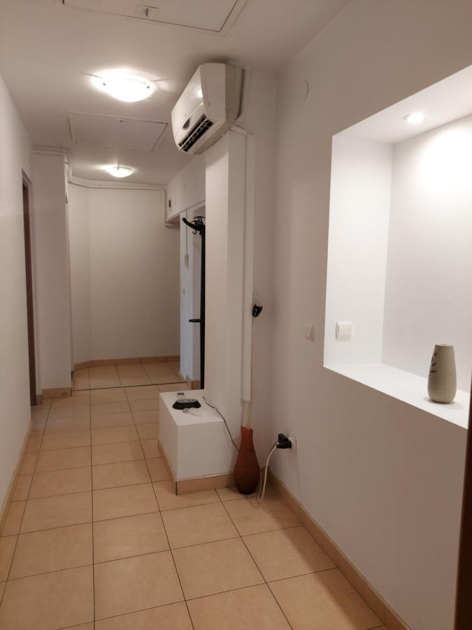 Bya Appartement Iasi Buitenkant foto